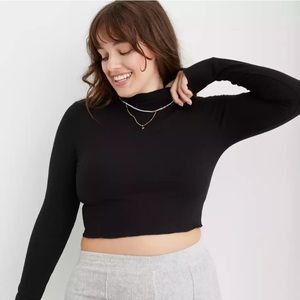 Aerie Long Sleeve Cropped Mock Neck T-Shirt